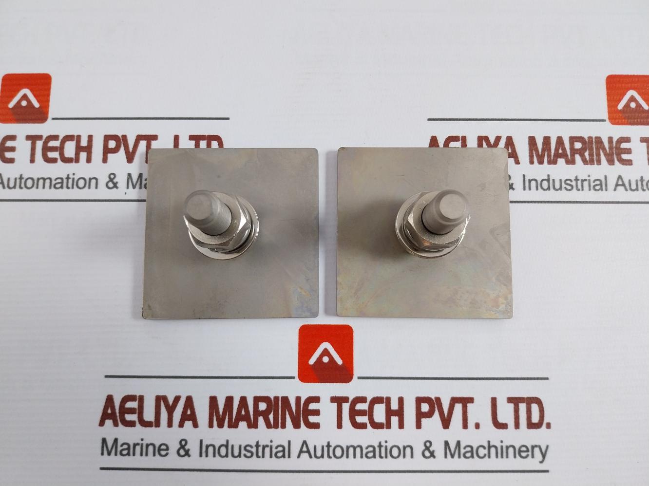 Mpte01520 Earth Bolt