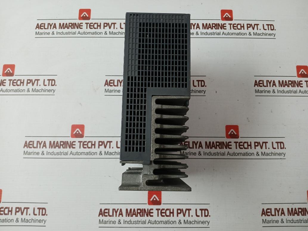 Mr-je-70A Servo Driver Input: 3Ac/Ac200-240V 3.8A/6.5A 50/60Hz Ip20 Mitsubishi