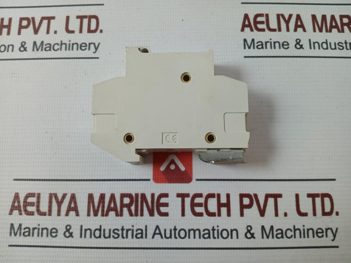 Ms18-32 500V Fuse Holder