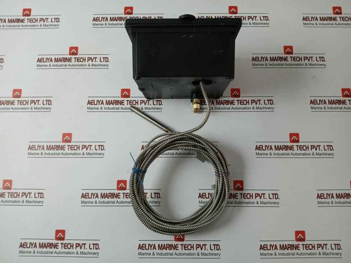 Mt.H Con- T100/P200-f02 Temperature Indicating Controller Rev P+I+D