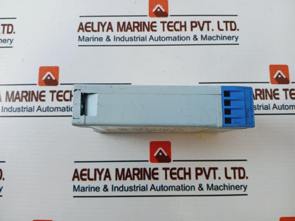 MTL Instruments Series MTL 3000 MTL 3046B Repeater Power Supply 200MA