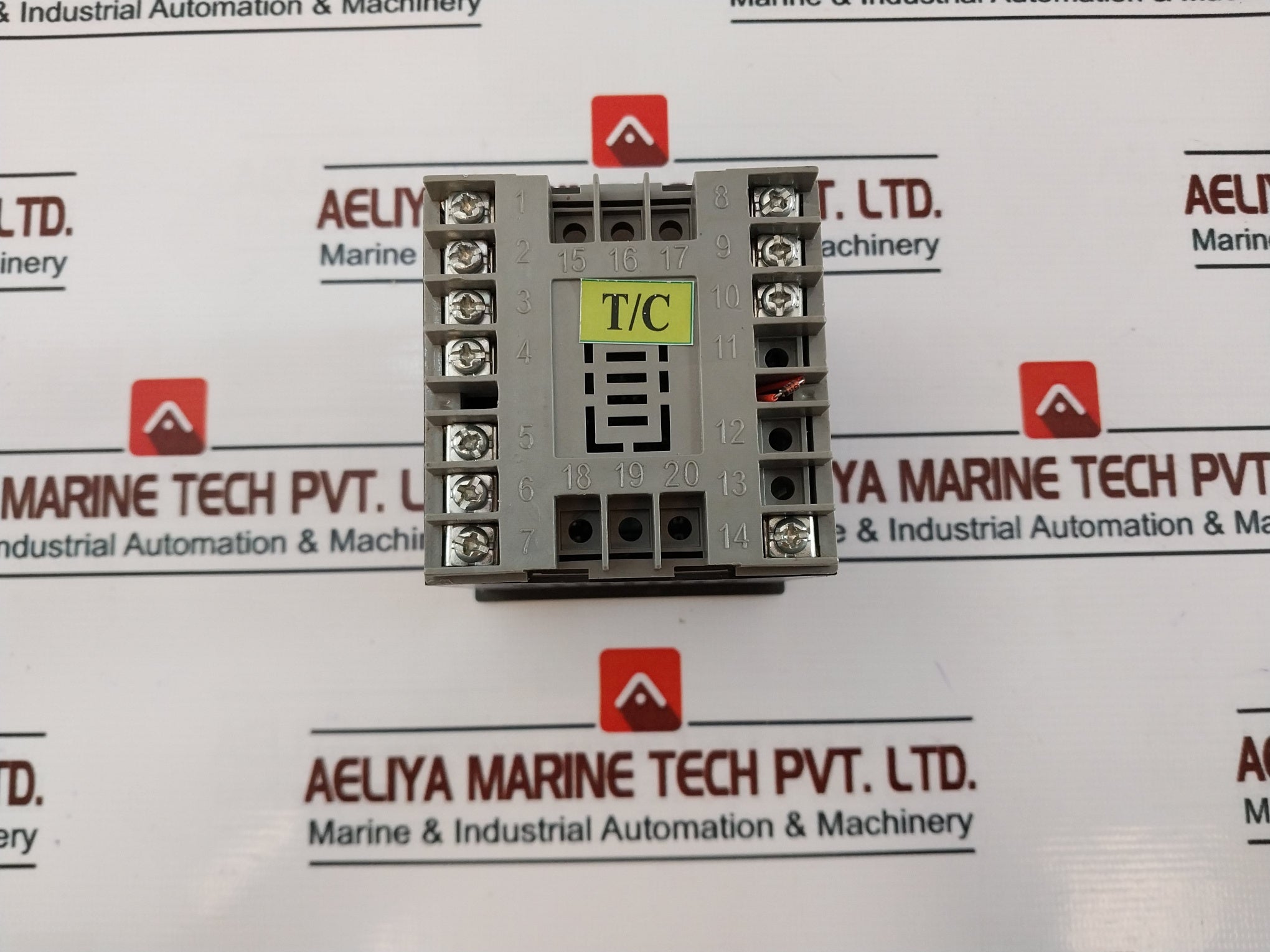 Multispan Utc 213P Temperature Controller 250V Ac 50/60 Hz