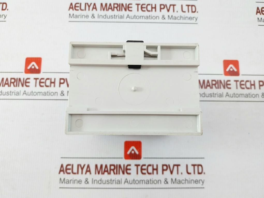 Multitek Voltage Protection Relay Input: 440V L-l 50/60Hz Part No M200-v33W