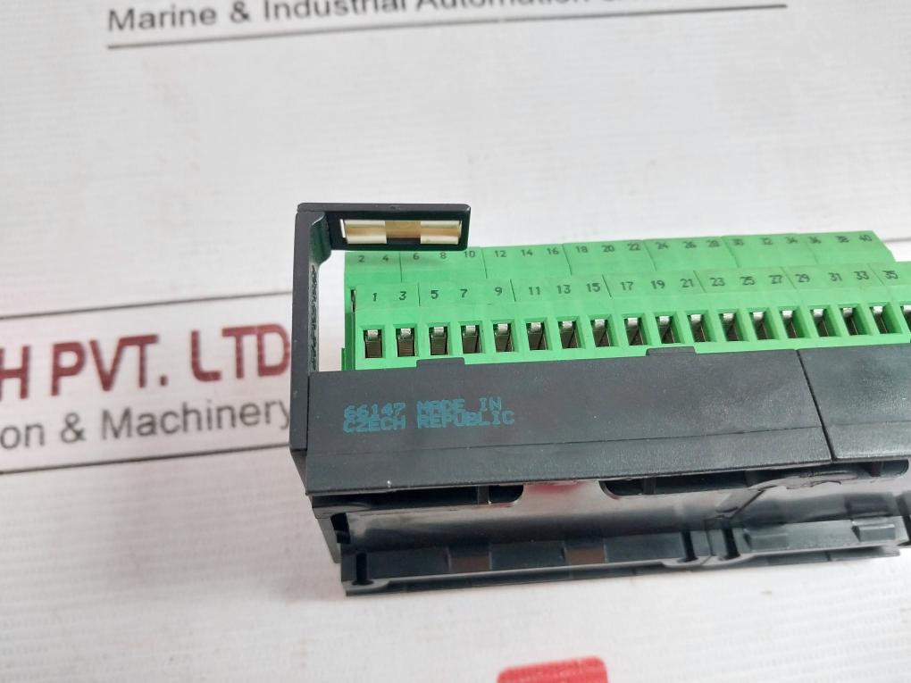 Murr Elektronik 54205 Plug For Signal Transfer 125V, 1A 66147