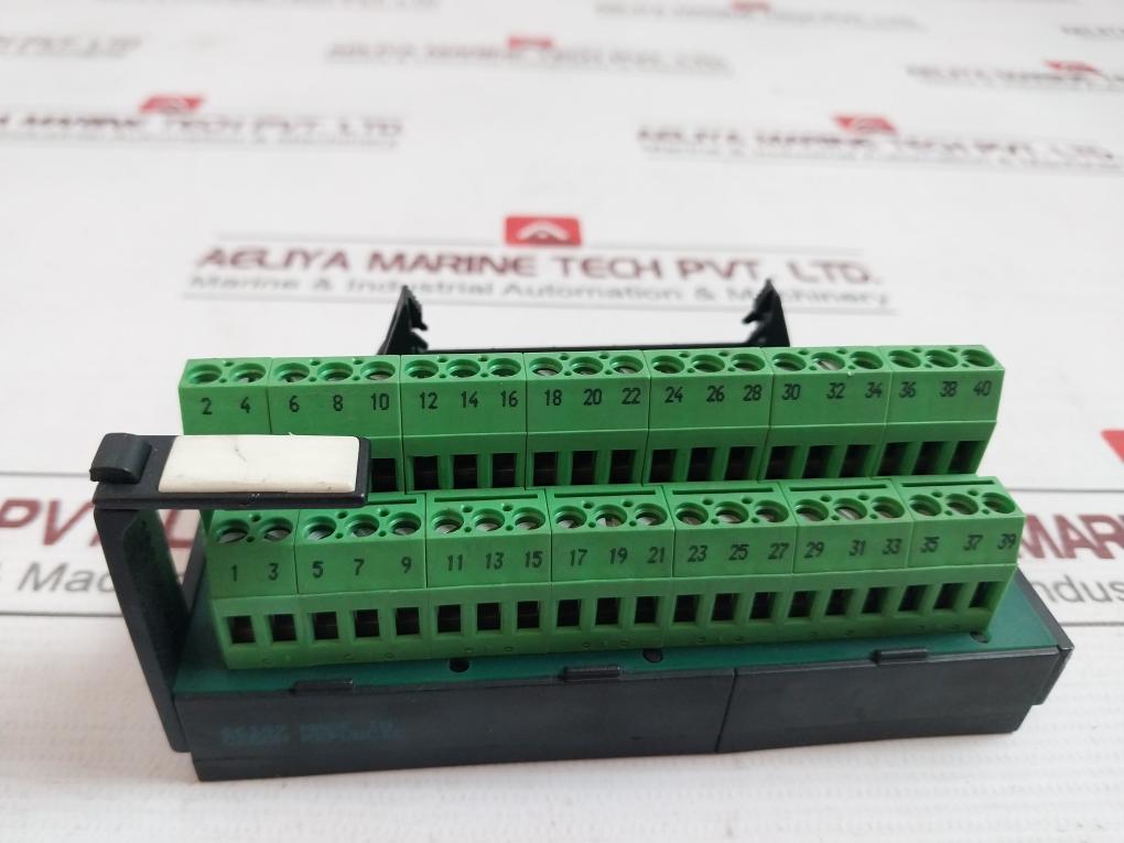 Murr Elektronik 54205 Plug For Signal Transfer 125V, 1A 66147