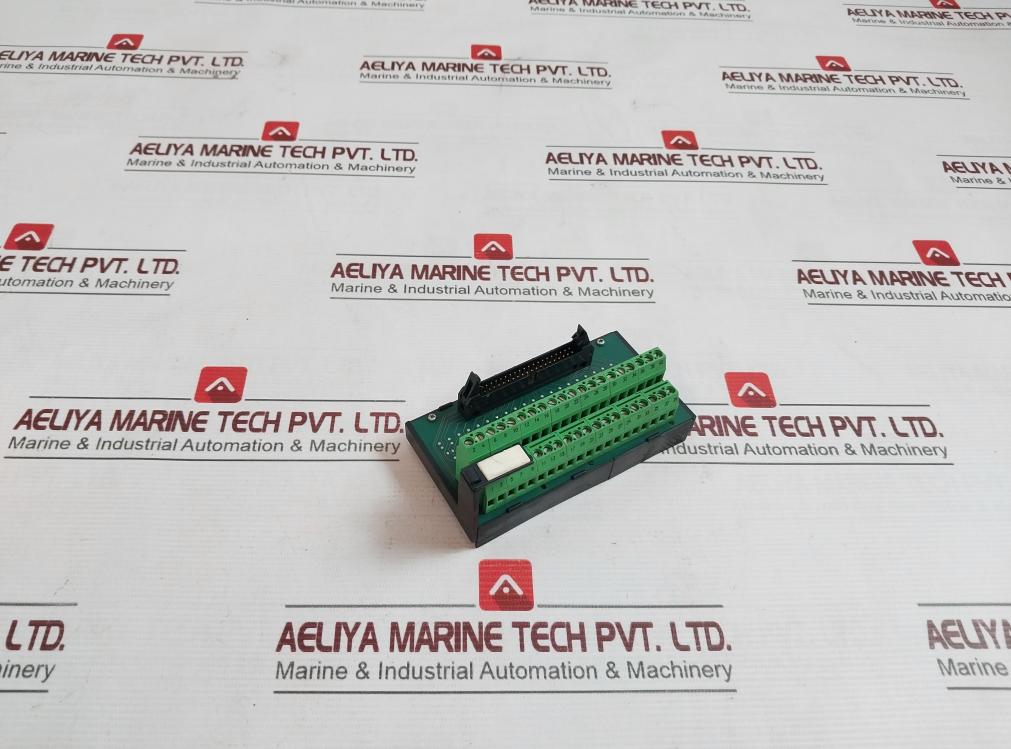 Murr Elektronik 54205 Plug For Signal Transfer 125V, 1A 66147