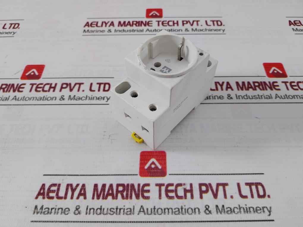 Murr Elektronik 67901 Power Socket 16A 250V