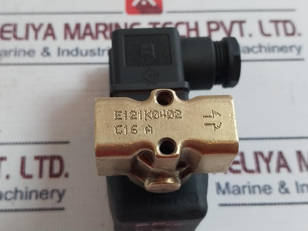 Murr Elektronik/ Lucifer Solenoid Valve 3124063 With Coil 121K02 230V Ac/Dc