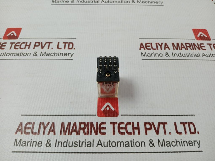 My4N-Miniature-Power-Relay-200-220-Vac-Omron-209031-11