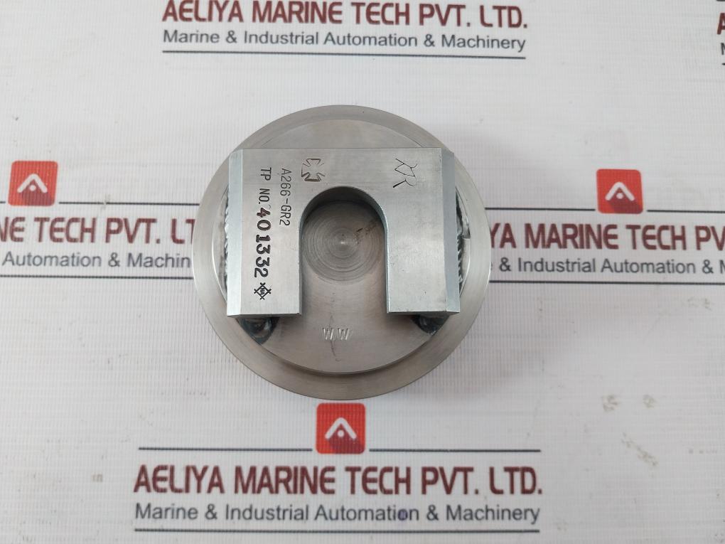 Na A266-gr2 Manhole Yoke & Bolt Tkyma-0091-21 1-01750