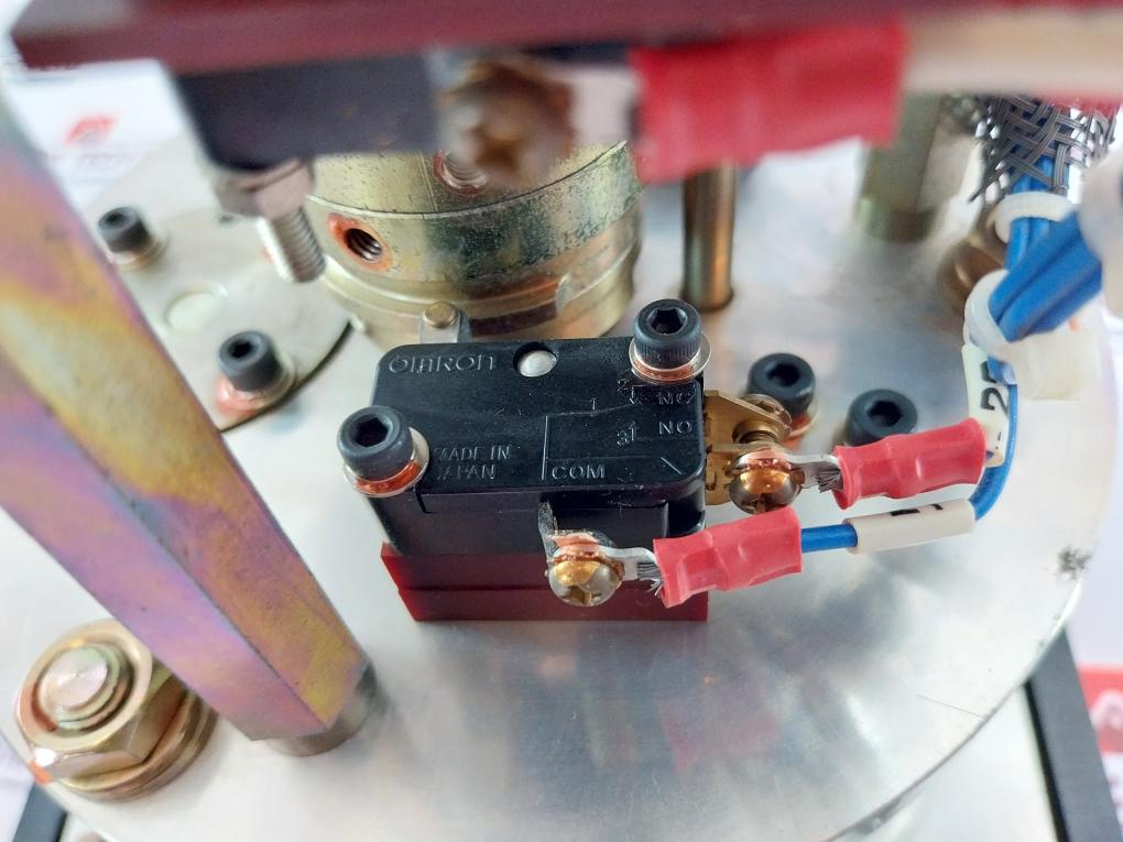 NABCO 0-10 UW 6123412 Solid State Timer 2A 480VAC 10A 125 OR 250VAC