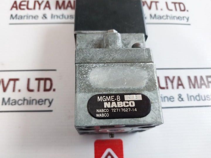 Nabco 72717627-14 Pressure Switch 24V