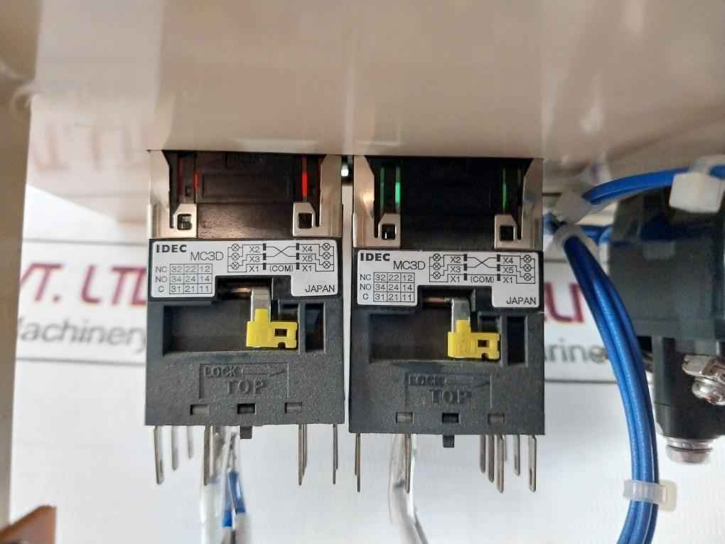 Nabtesco Control Module Hr40-02G Ac250V 2A Dc30V 28V 0.7W