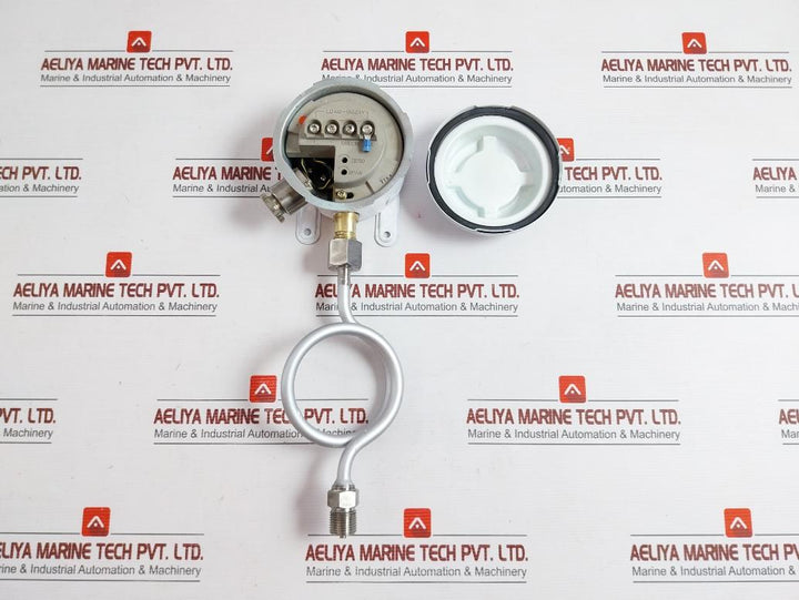 Nagano Keiki 0-400Ω Kh50 Pressure Transmitter 24 Vdc