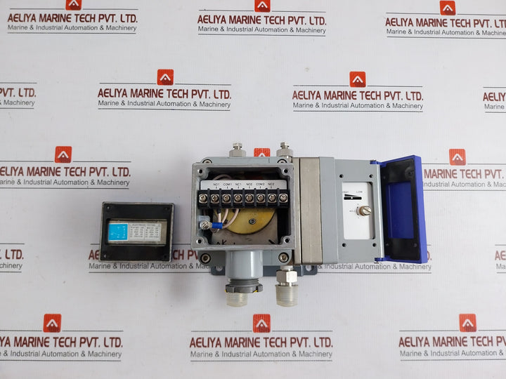 Nagano Keiki Cl71-173 Differential Pressure Switch