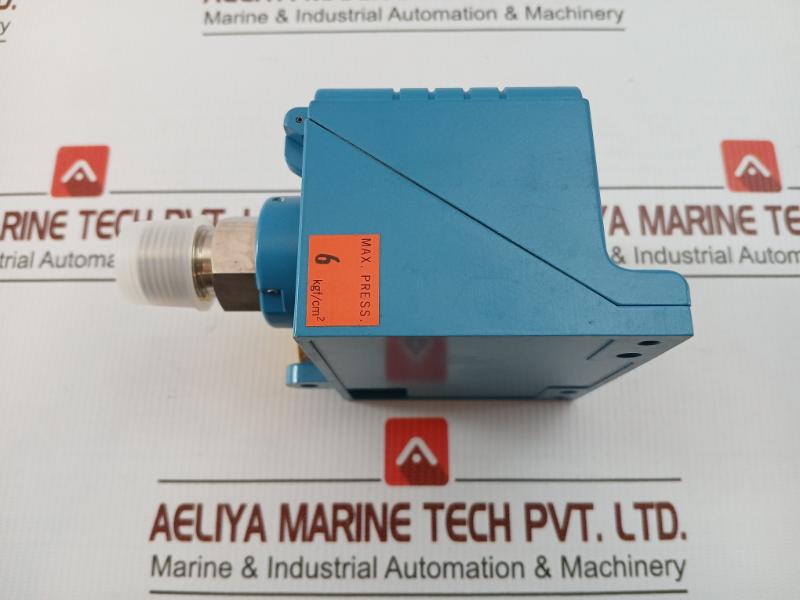 Nagano Keiki 06Kgf/Cm2 24V Dc Pressure Transmitter Kh55