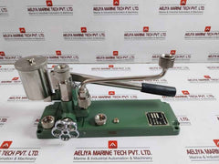 Nagano Keiki Seisakusho 7059 Pressure Gauge Tester