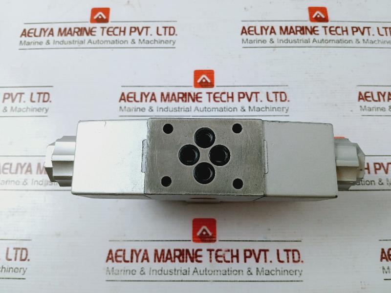 Nakakita Ns692N-6-acb-50 Solenoid Valve Ac110V 3Zt/32T Apb Ac 110S