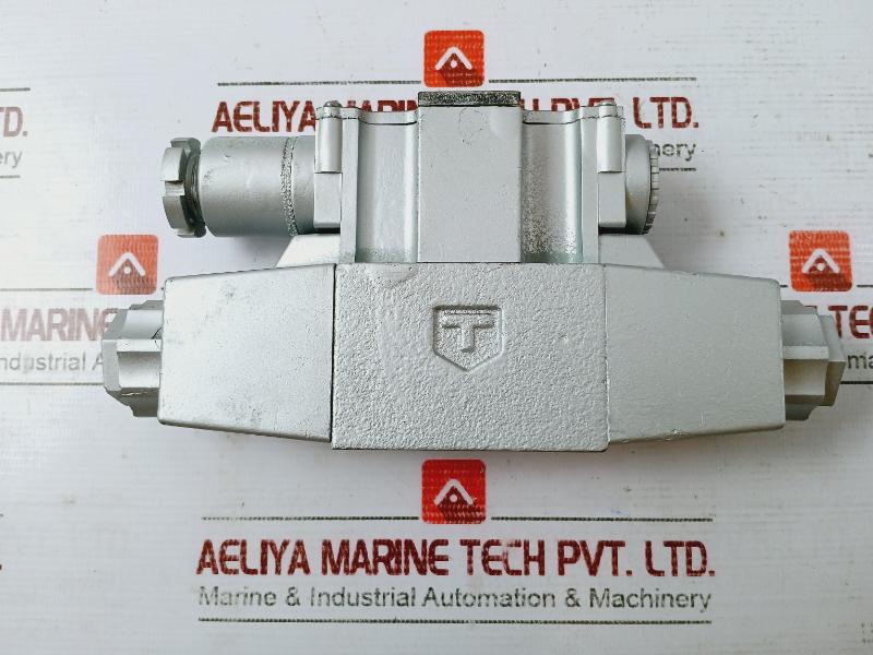 Nakakita Ns692N-6-acb-50 Solenoid Valve Ac110V 3Zt/32T Apb Ac 110S