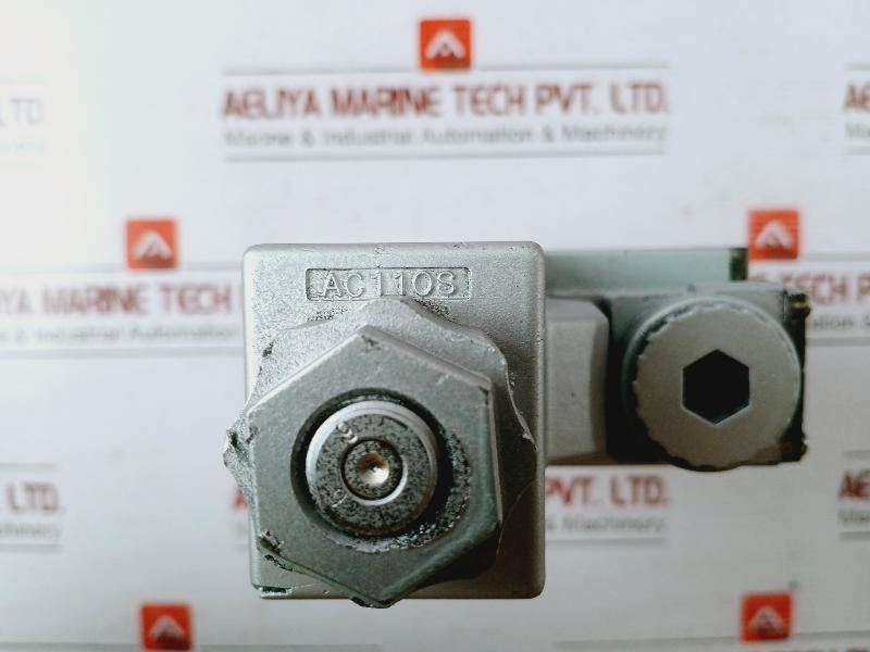 Nakakita Ns692N-6-acb-50 Solenoid Valve Ac110V 3Zt/32T Apb Ac 110S