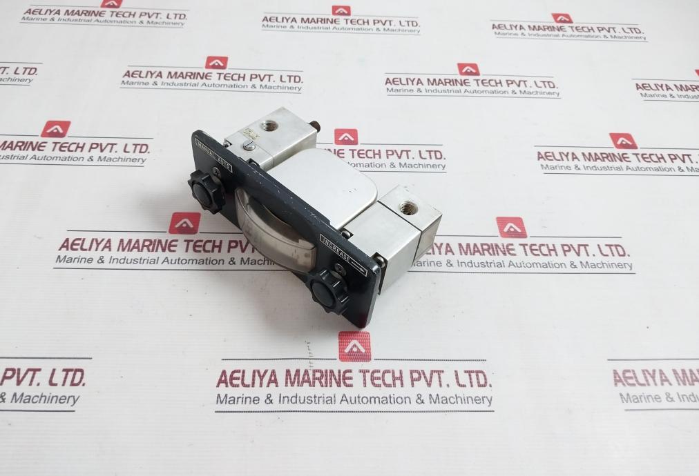 Nakakita Seisakusho 0 To 1.5 Kg/Cm2 Pressure Controller D0327