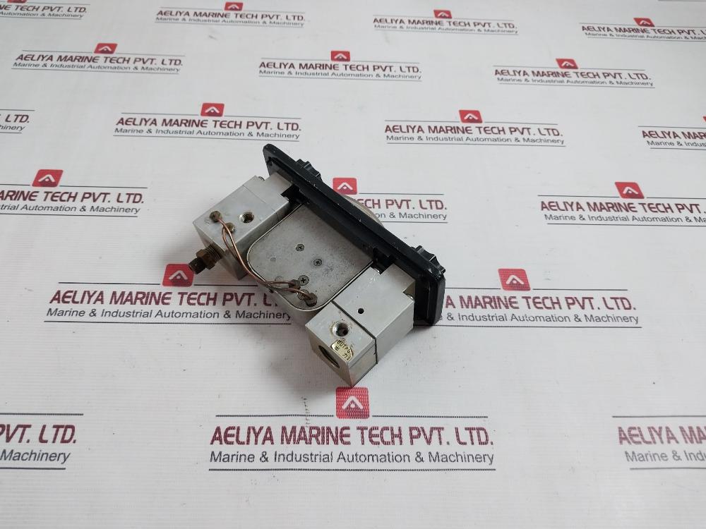 Nakakita Seisakusho 0 To 1.5 Kg/Cm2 Pressure Controller D0327