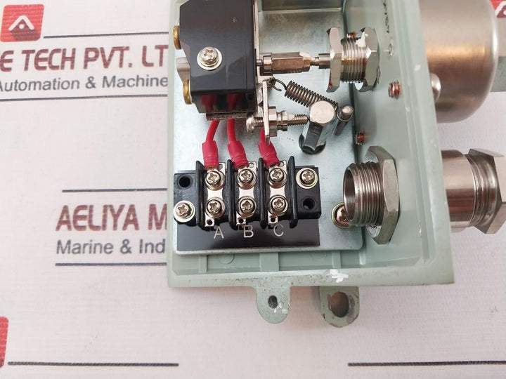Nakakita Seisakusho Ns-9-3 Pressure Switch 5A