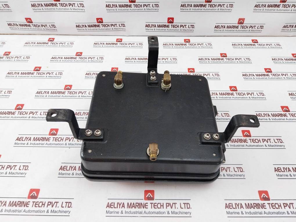 Nakakita Seisakusho NS 736-P-D Pressure Converter