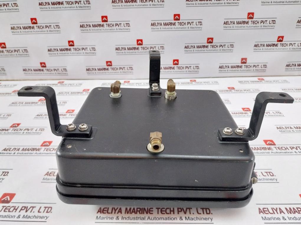 Nakakita Seisakusho NS 736-P-D Pressure Converter