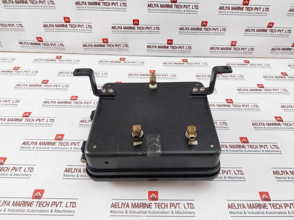 Nakakita Seisakusho NS 736-P-D Pressure Converter