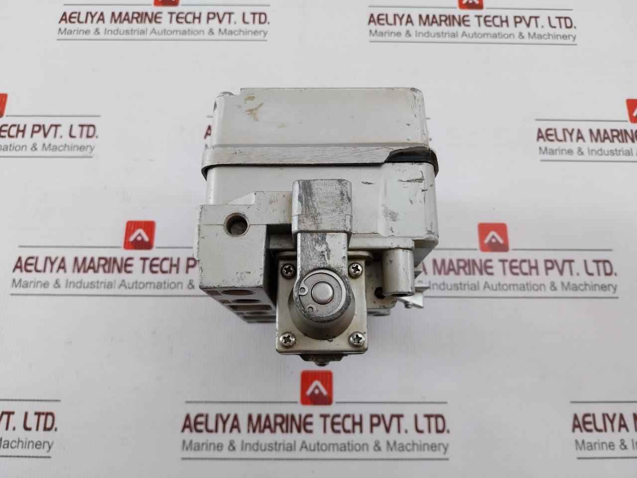 Nakakita Seisakusho Ns737S-d Pneumatic Positioner 0.2-1.0 Kgf/Cm2 B1230