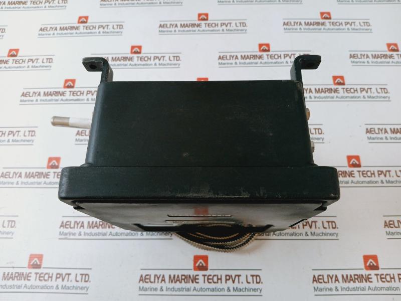 Nakakita Seisakusho Nstm 732 Temperature Controller 0-100C 210-mm