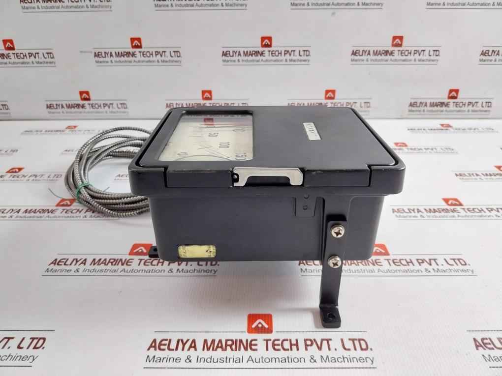 Nakakita Seisakusho Temperature Controller 1.4 Kgf/Cm2 Nstm732