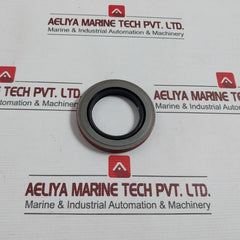 National 413469 Oil/Grease Seal