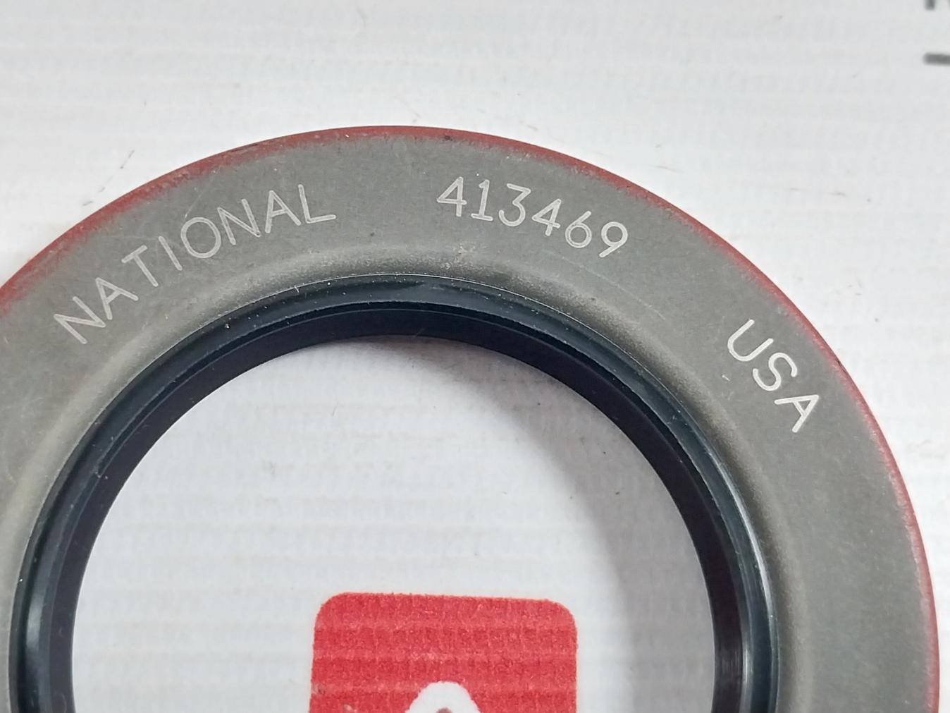 National 413469 Oil/Grease Seal