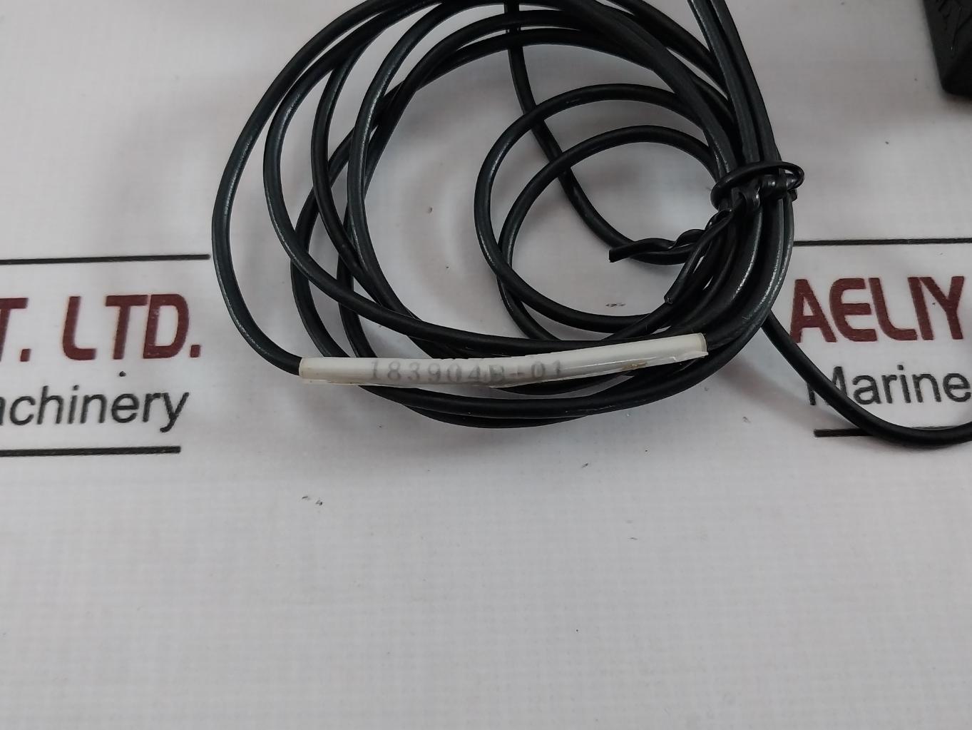 National Instruments 183904B-01 Dual Port Shielded Cable