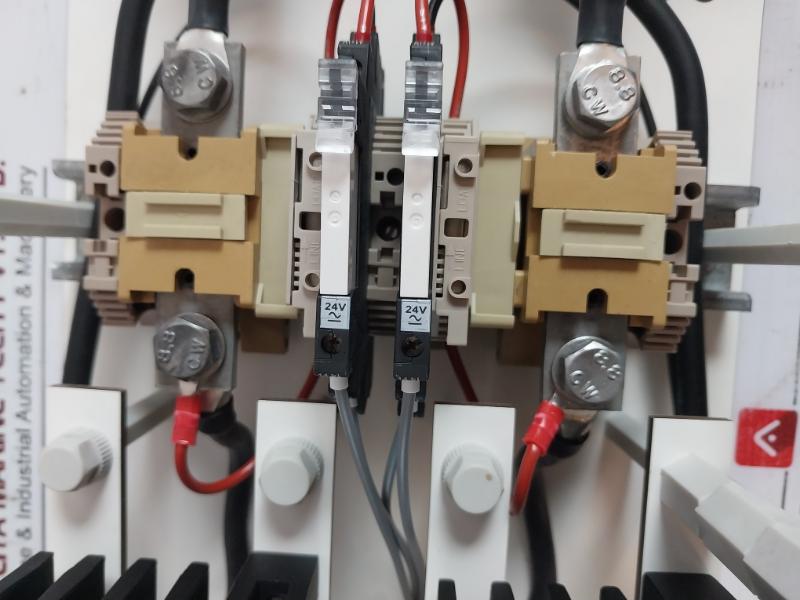 Nefab Fs-feeder-24R Redundant Feeder Unit 12 94V0 E168320 B 63