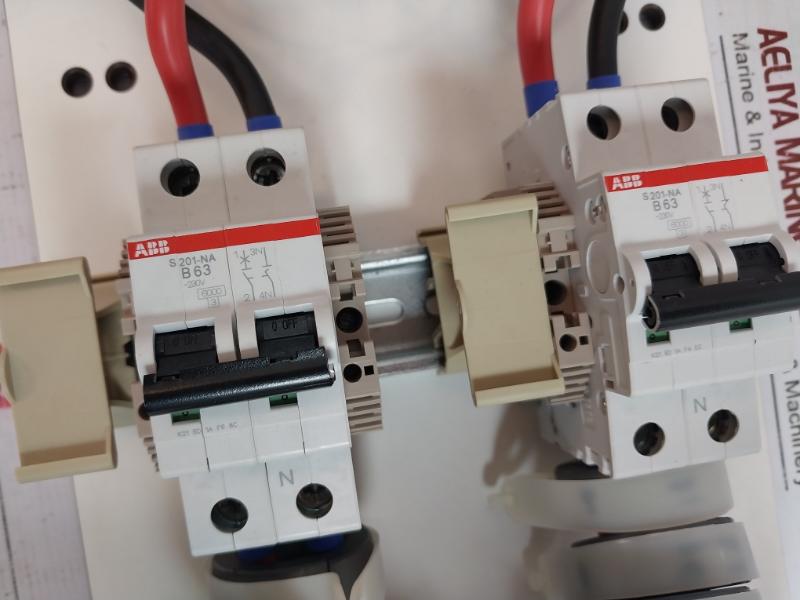 Nefab Fs-feeder-24R Redundant Feeder Unit 12 94V0 E168320 B 63