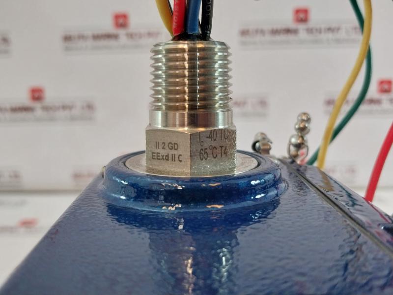 Neo-dyn 142P 142P82Cc6418 Adjustable Pressure Switch 0.5-5 Psi Ip66 057-0771