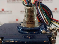 Neo-dyn 142P 142P82Cc6418 Adjustable Pressure Switch 0.5-5 Psi Ip66 057-0771