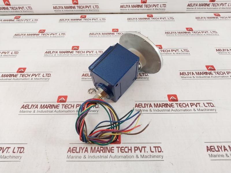 Neo-dyn 142P 142P82Cc6418 Adjustable Pressure Switch 0.5-5 Psi Ip66 057-0771