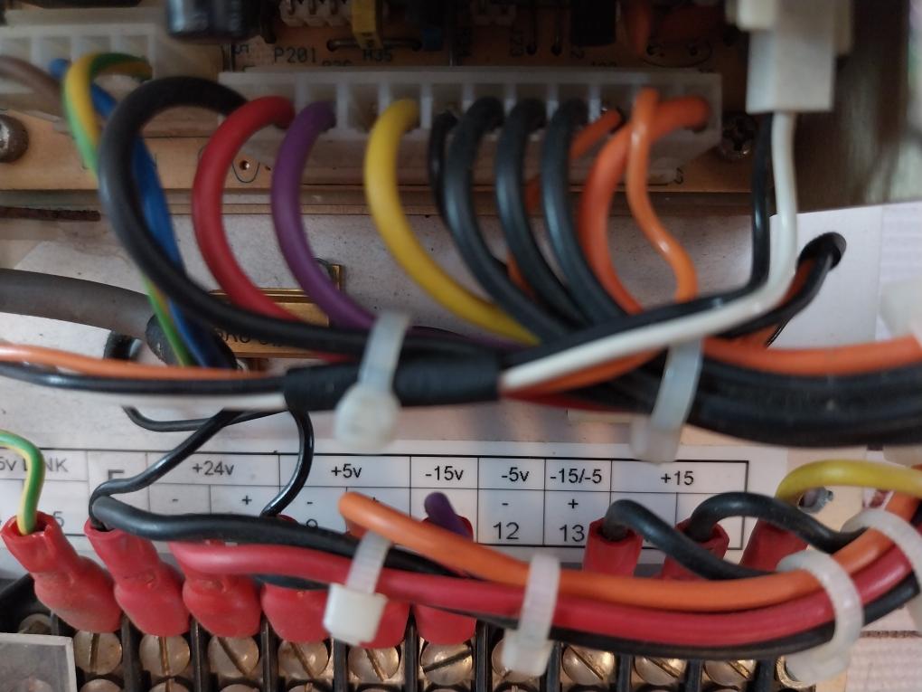 Newlyme A3/6111 Power Supply