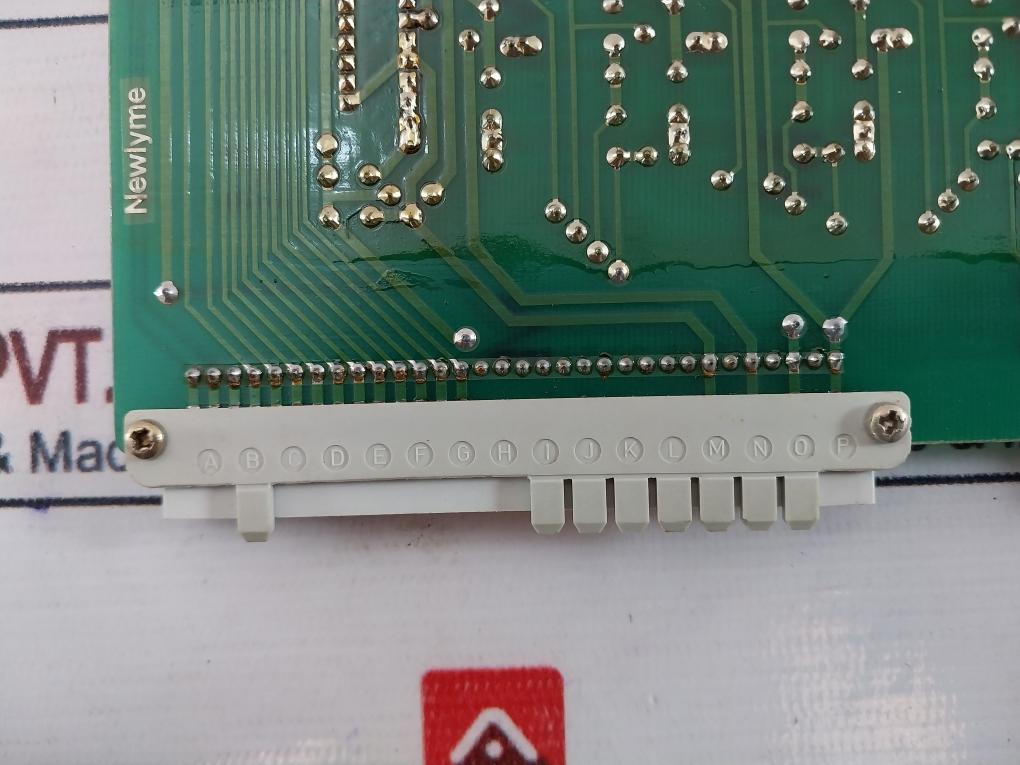 NEWLYME MC2RT8_A01 Printed Circuit Board Used