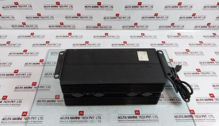 Newmar 115-12-35A Regulated Linear Dc Power Supply