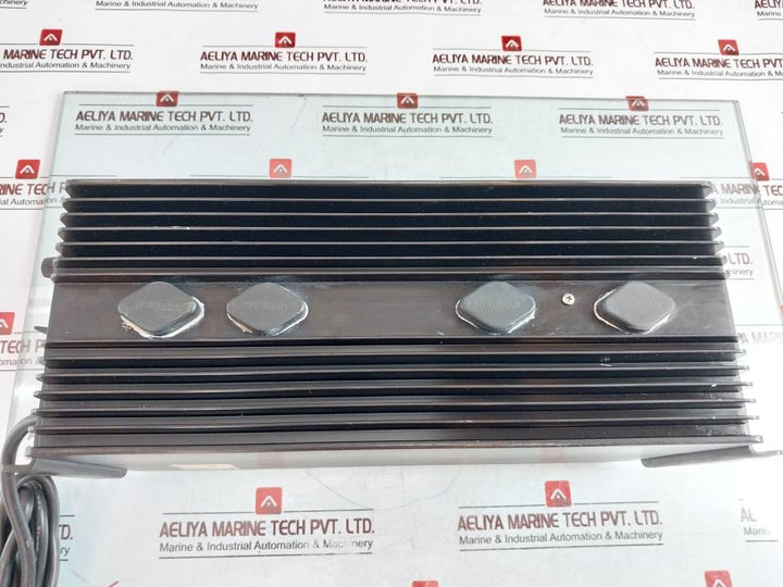 Newmar 115-12-35A Regulated Linear Dc Power Supply