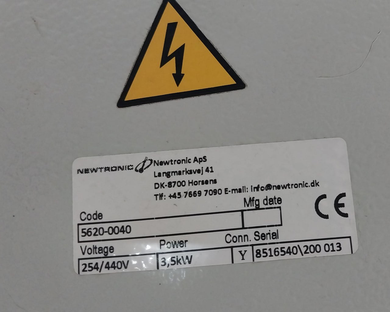 Newtronic 5620-0040 Feed Air Temperature Switch Es Ip66 Ik10 254/440V 3,5Kw