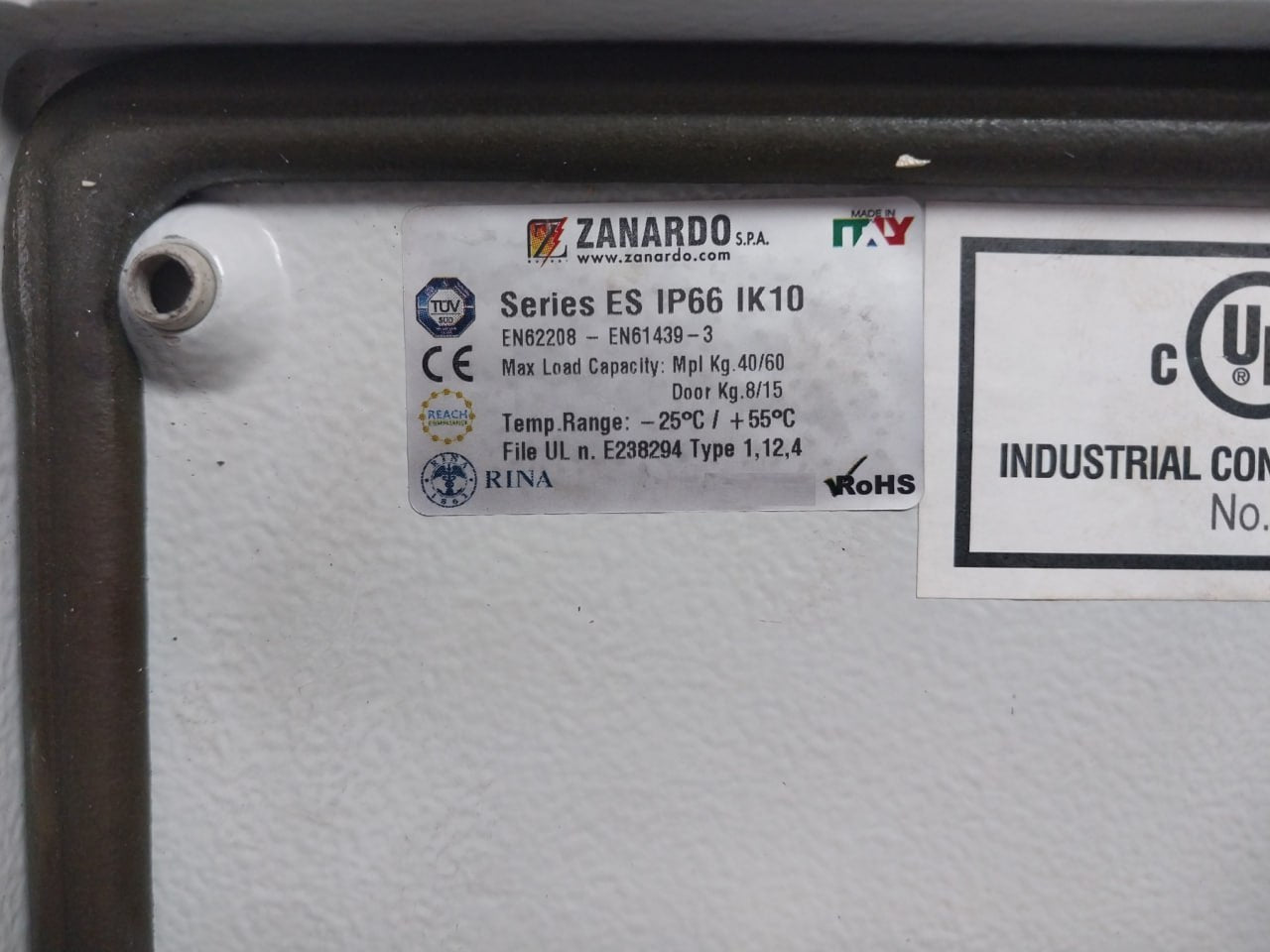 Newtronic 5620-0040 Feed Air Temperature Switch Es Ip66 Ik10 254/440V 3,5Kw