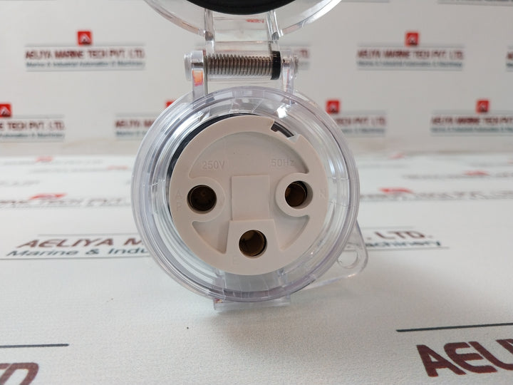 Nhp Isoex332P Extension Socket 32A 250 Vac