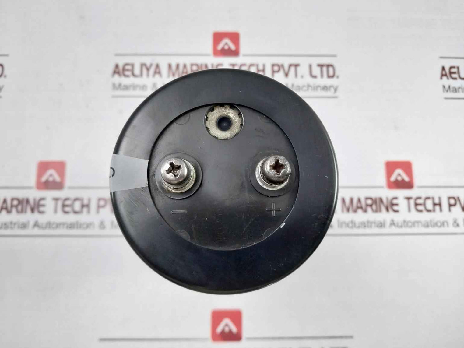 Nichicon Ce 85˚C Electrolytic Capacitor 400V