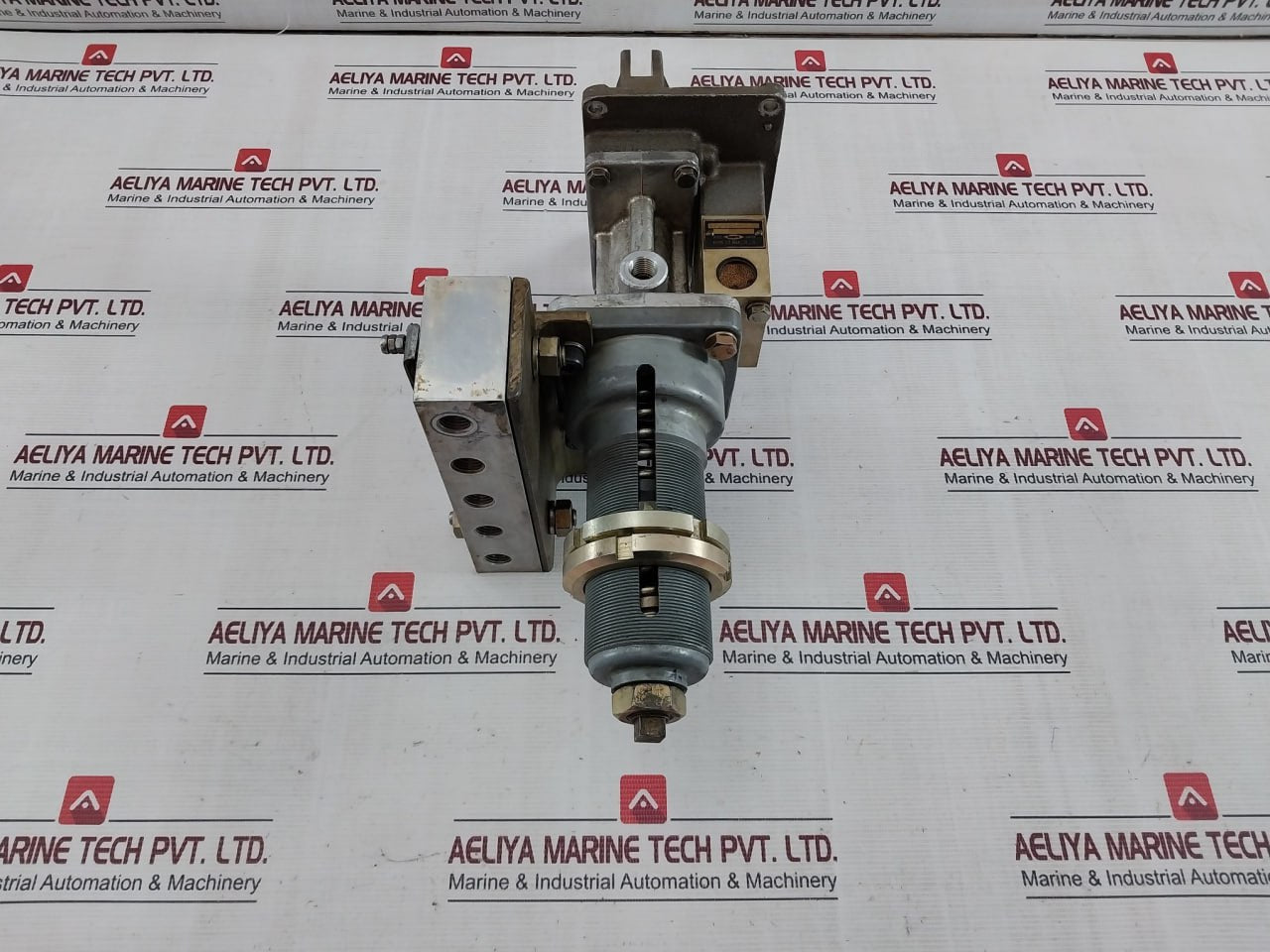 Nippon Grb-314 Mf Reversing Gear Control Valve Assembly Main Engine